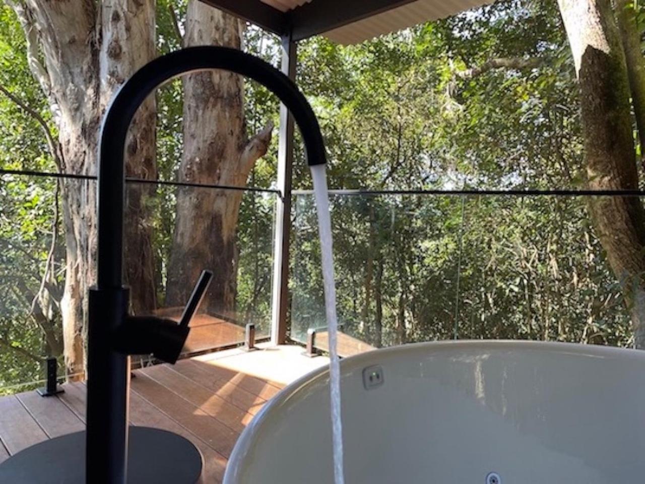 Treetops Seaview Montville Εξωτερικό φωτογραφία